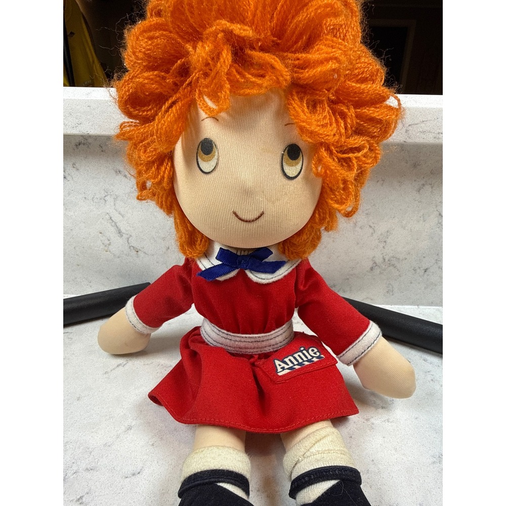 Vintage 1982‎ Annie Rag Doll Knickerbocker Applause 7 inch Plush Red Dress Toy
